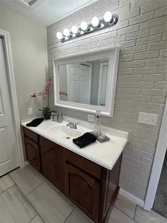 $599,900 | 164 Geroid Court, Jackson, MO 63755