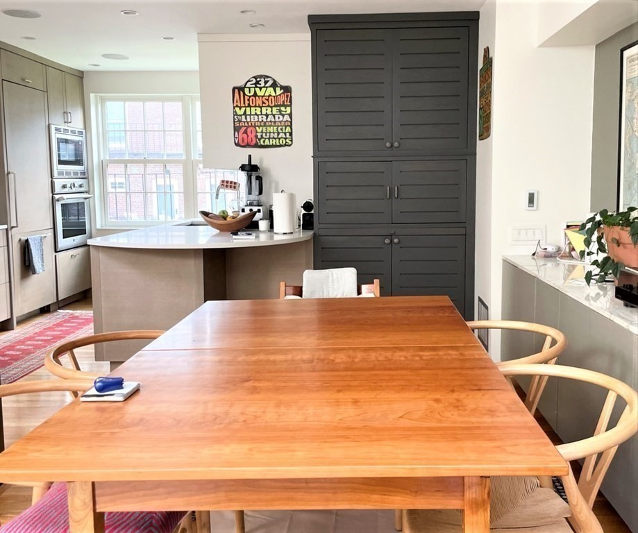 33 Lawrence Street, Unit PH Boston, MA 02116 - Photo 17 of 40