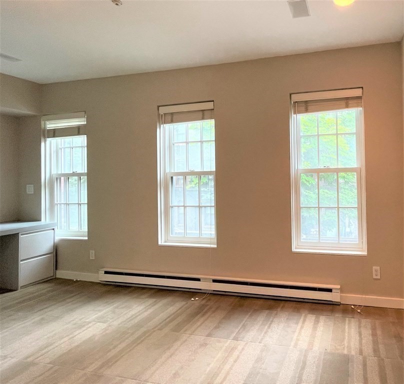 33 Lawrence Street, Unit PH Boston, MA 02116 - Photo 37 of 40