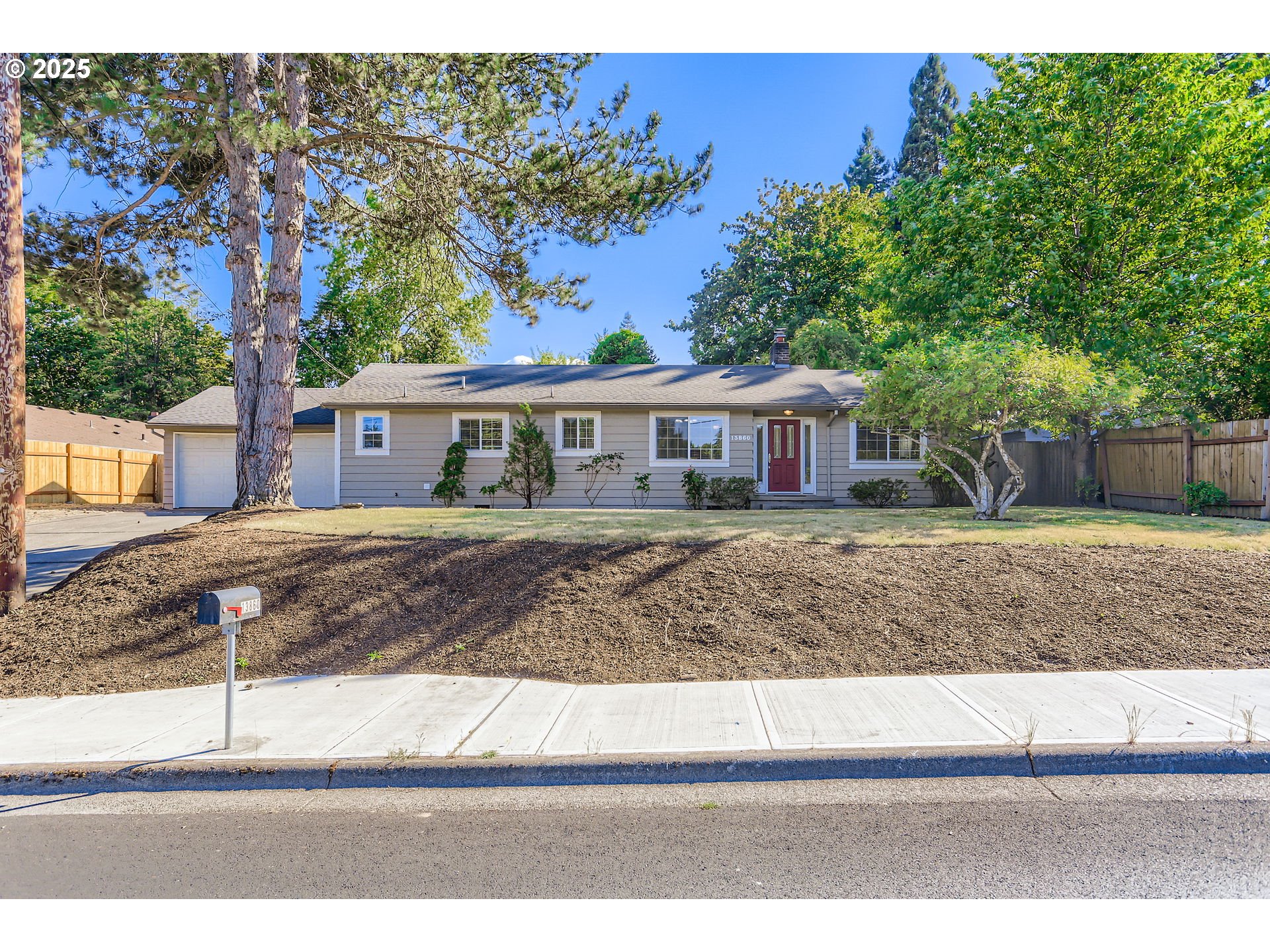 a house view with a outdoor space