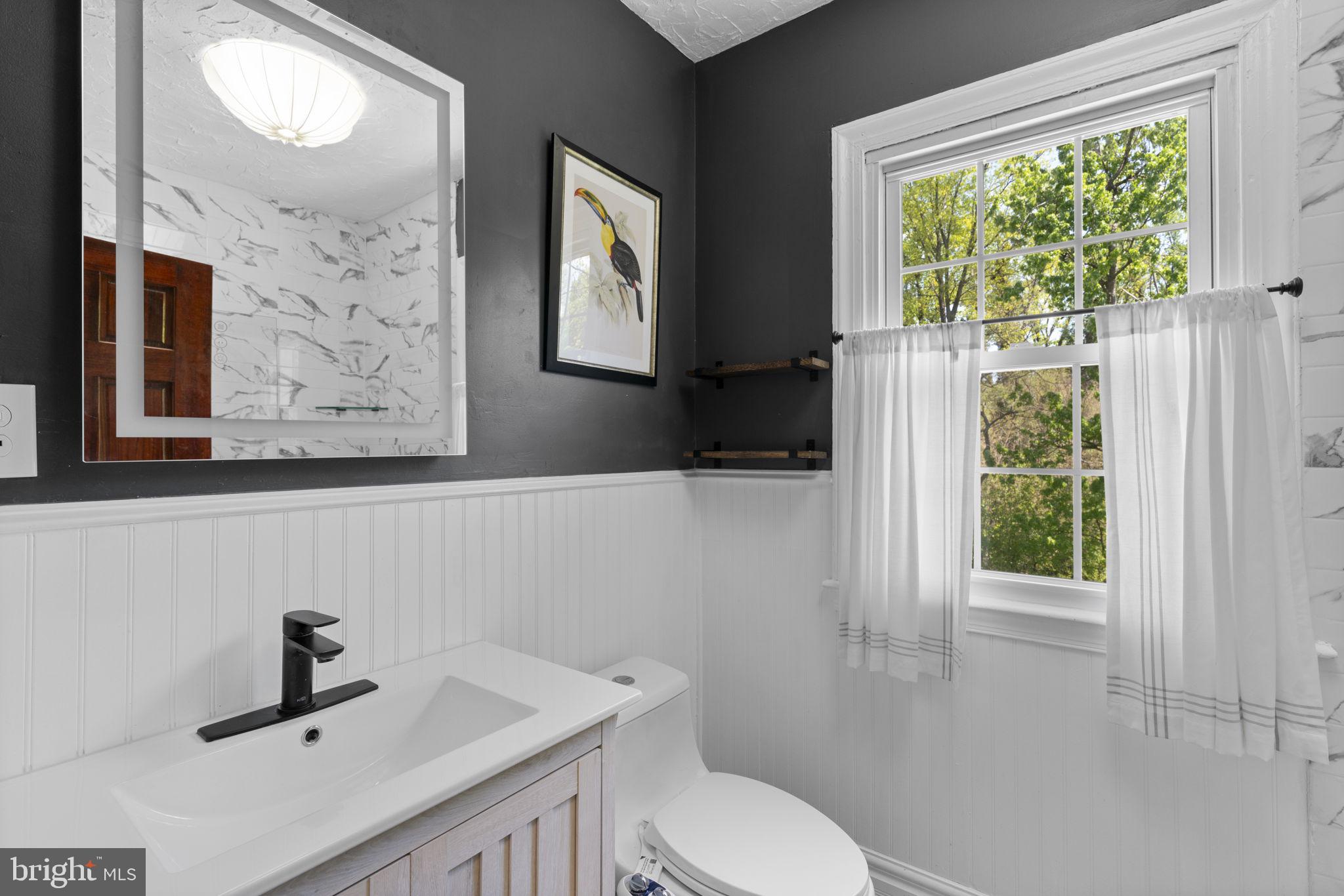 4809 Woodside Road Baltimore, MD 21229 - Photo 23 of 50 Bathroom 2