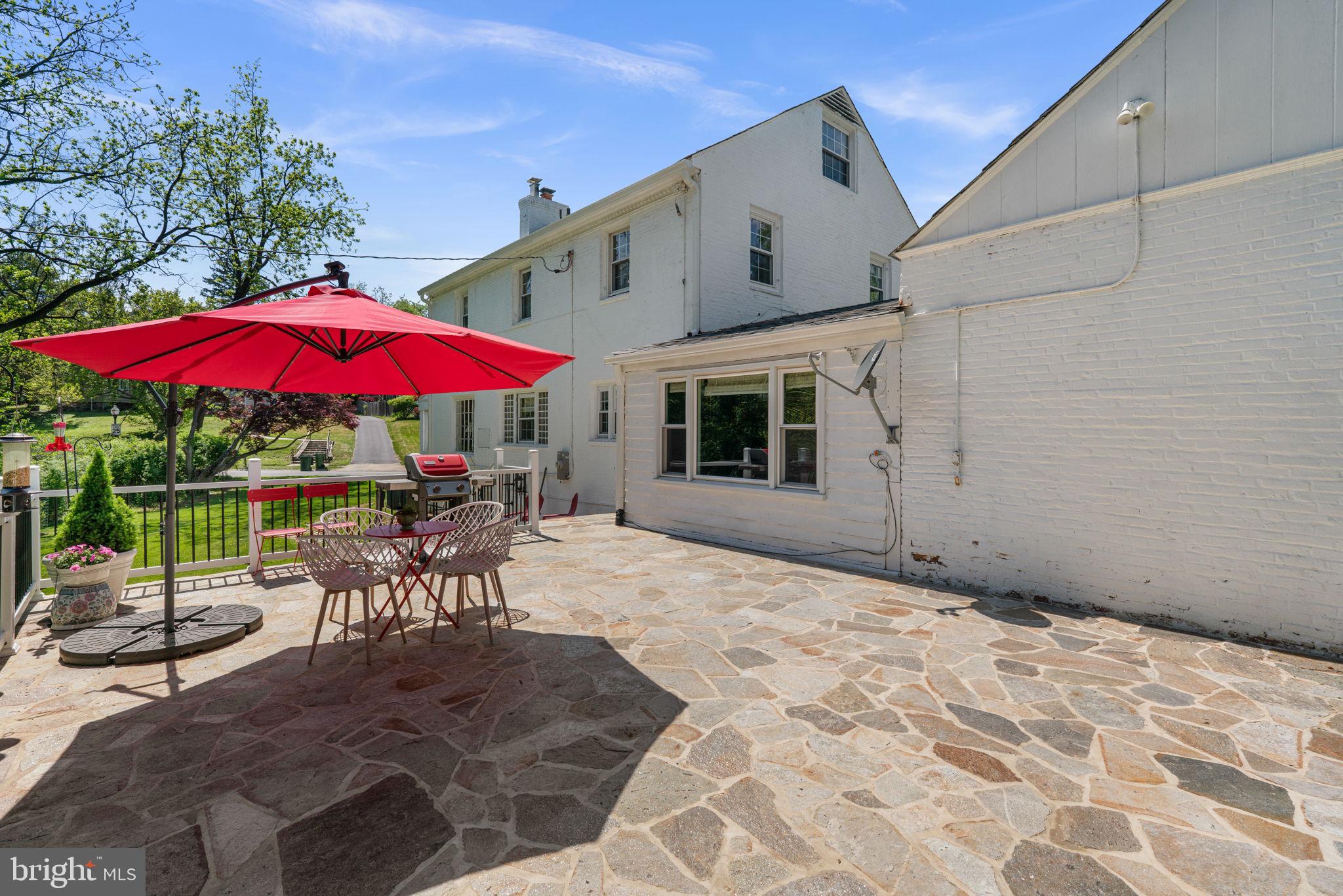 4809 Woodside Road Baltimore, MD 21229 - Photo 35 of 50 Patio