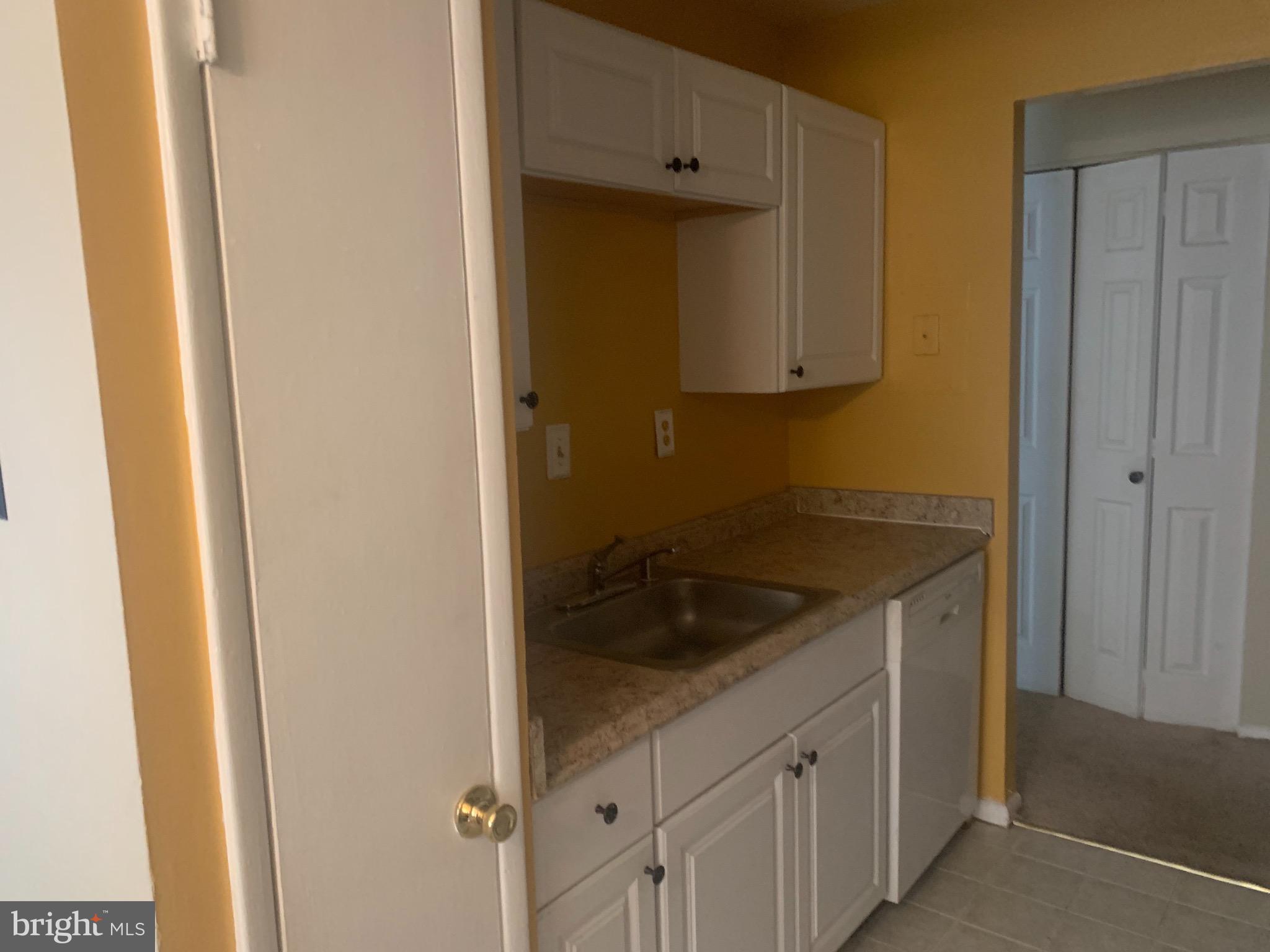 7091 Spring Garden Drive, Unit 3 Springfield, VA 22150 - Photo 6 of 21