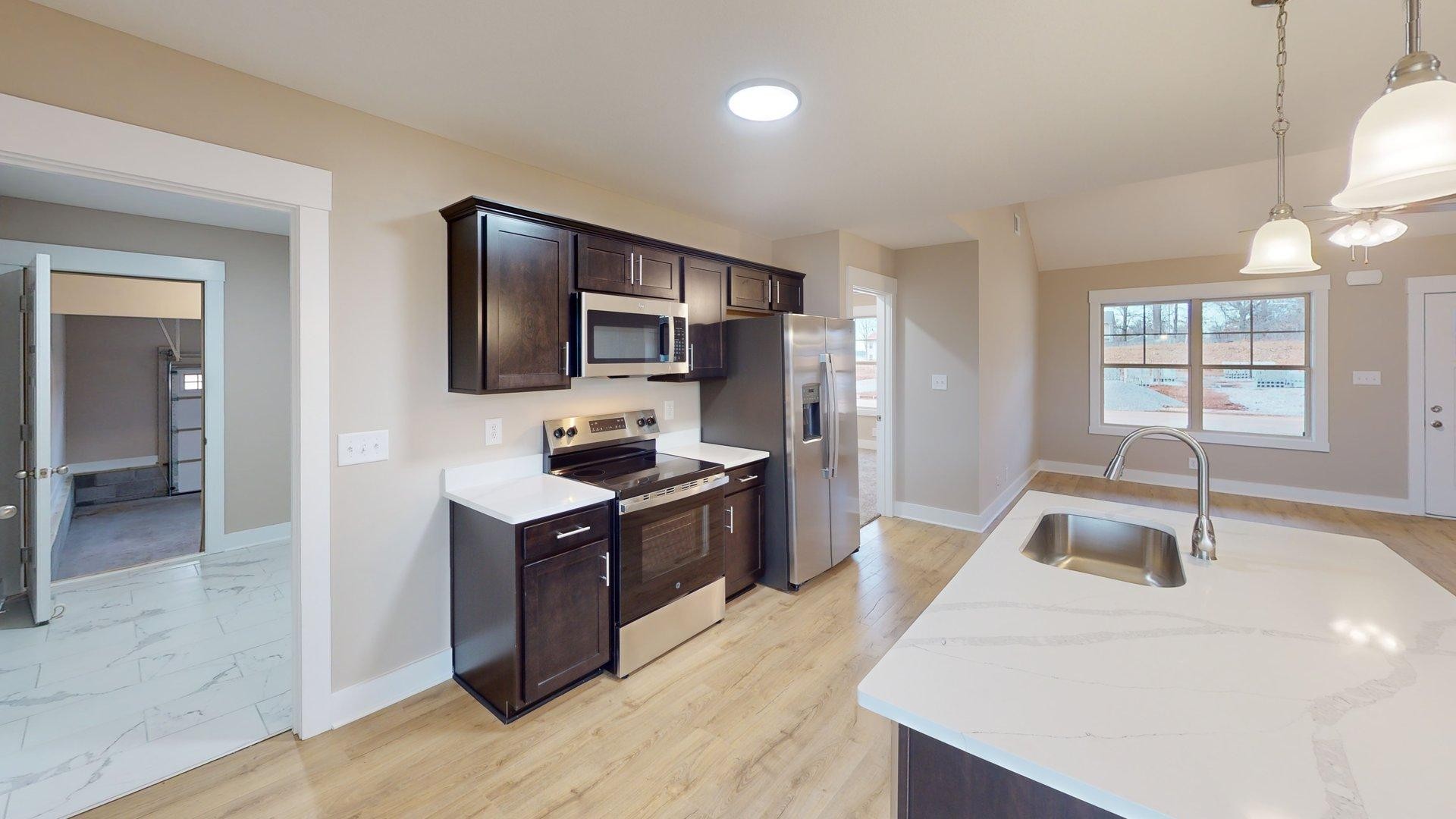 28 Echo Ridge Oak Grove, KY 42262 - Photo 5 of 46 Gallery Image 5