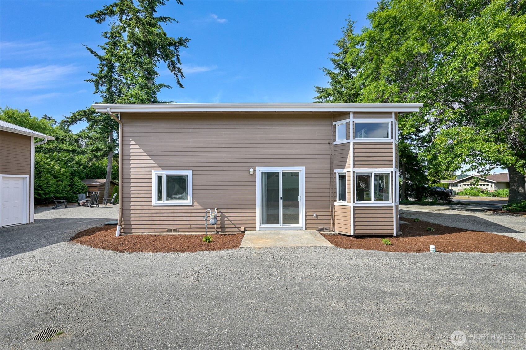 8141 Comox Road Blaine, WA 98230 - Photo 7 of 33