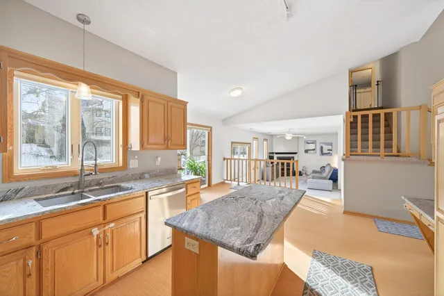 $530,000 | 14825 39th Avenue North, Plymouth, MN 55446