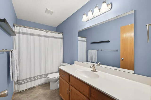 $530,000 | 14825 39th Avenue North, Plymouth, MN 55446