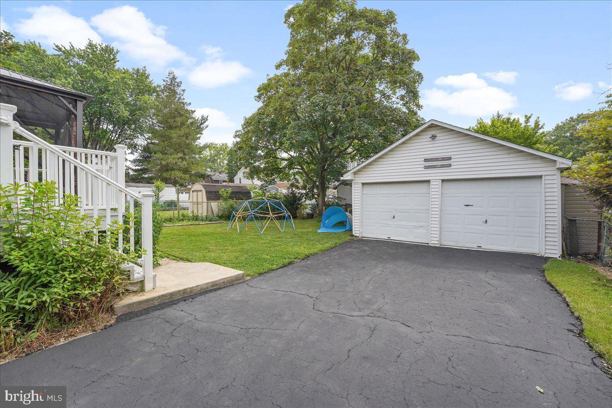 238 East Roland Road Brookhaven, PA 19015 - Photo 33 of 37 Gallery Image 33