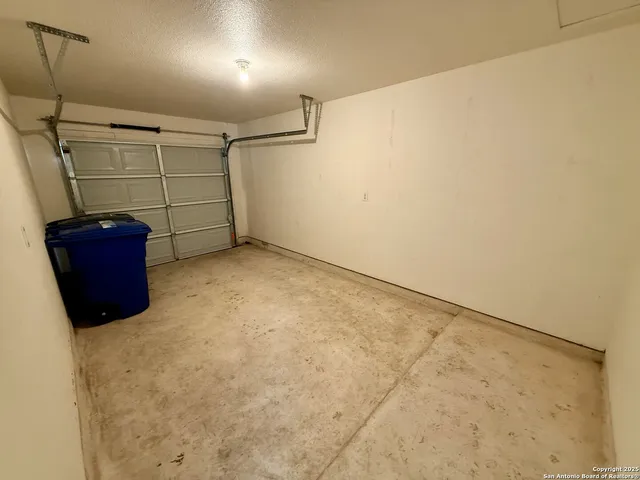 $1,350 | 15306 Kamary Lane, San Antonio, TX 78247