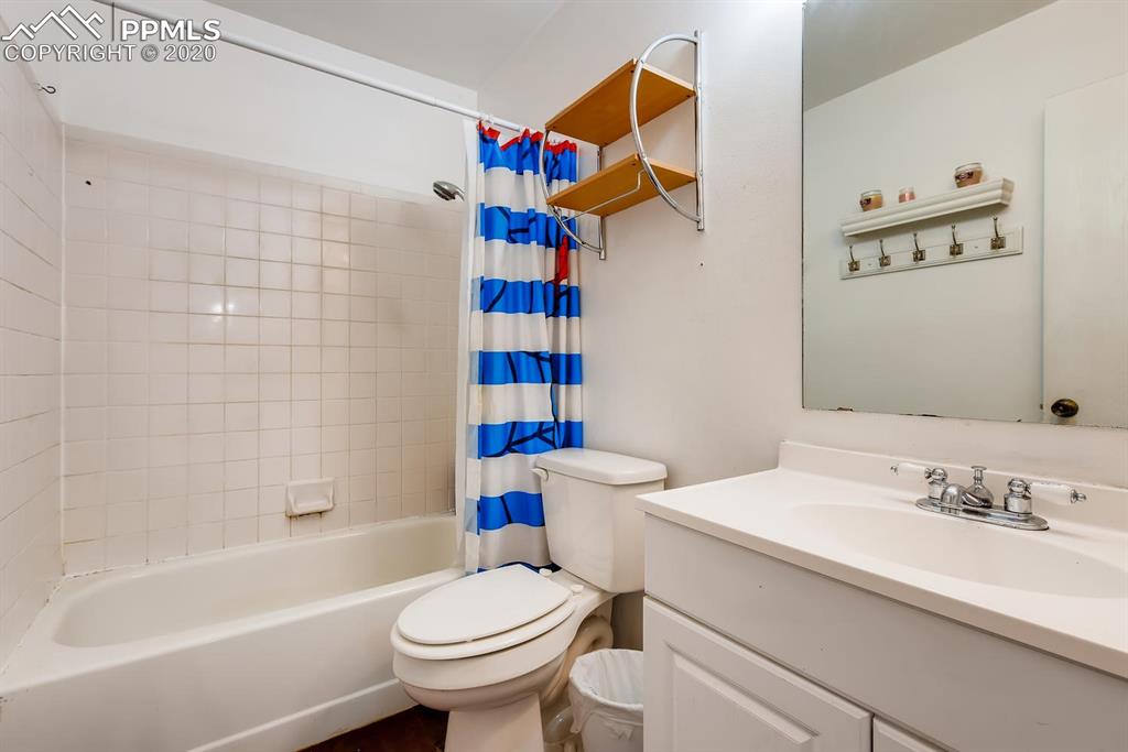 765 Alexander Road, Unit B Colorado Springs, CO 80909 - Photo 8 of 9