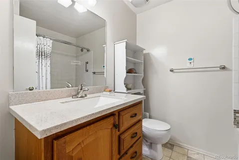 $325,000 | 3081 South Macon Circle, Aurora, CO 80014