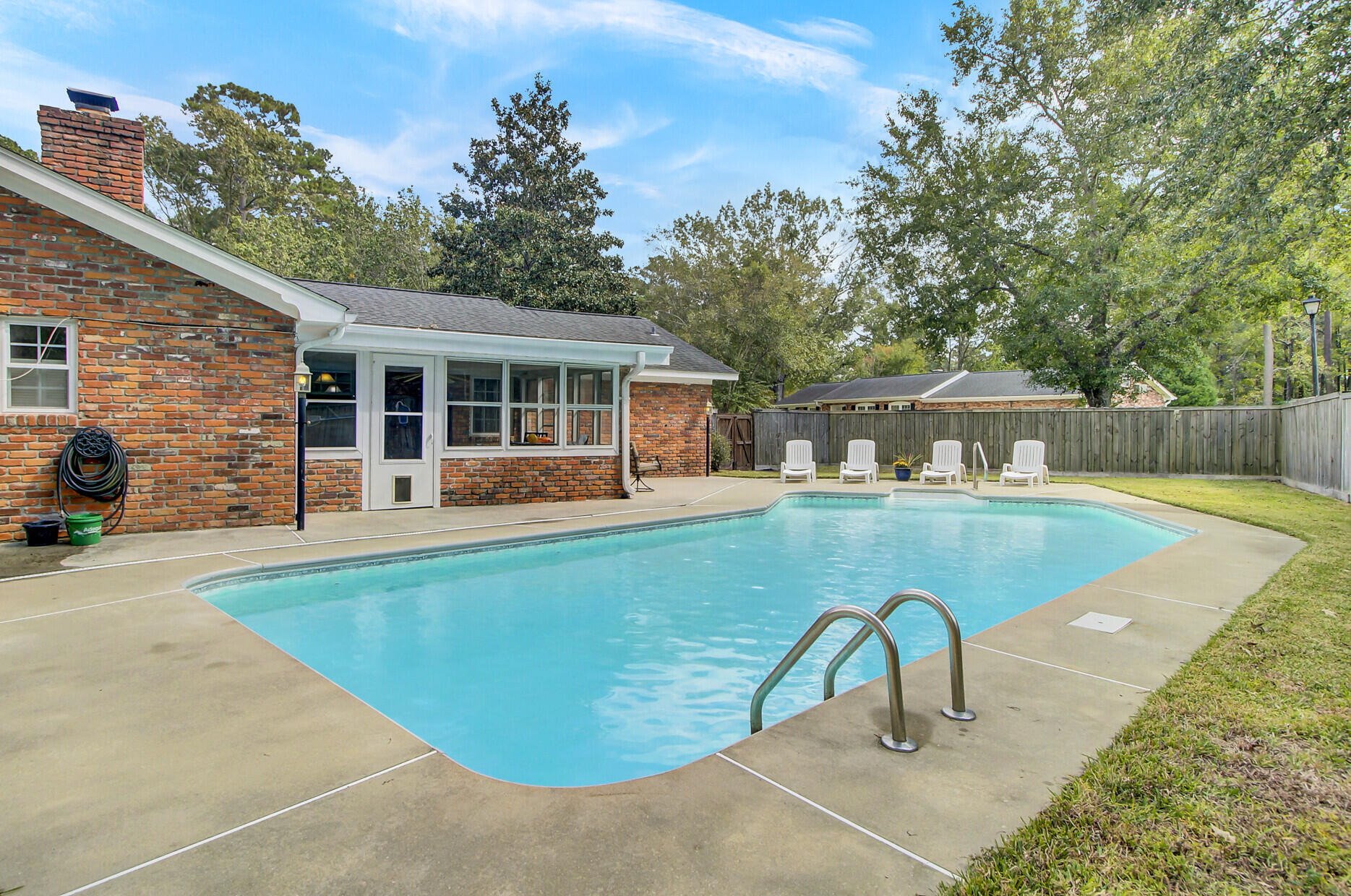 121 Brailsford Road Summerville, SC 29485 - Photo 1 of 39 36_36_mls
