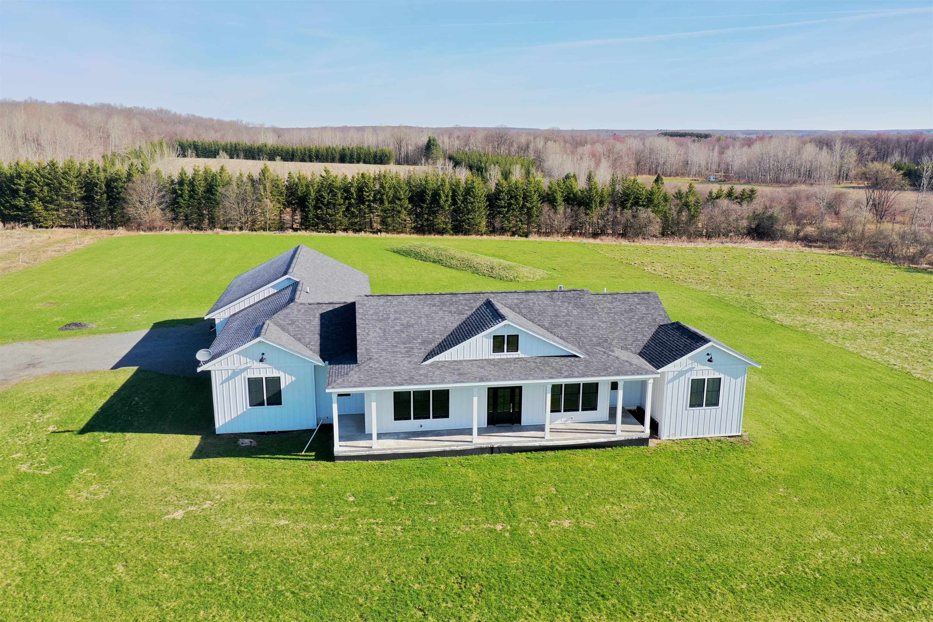 124236 Kohl Road Athens, WI 54411 - Photo 1 of 24
