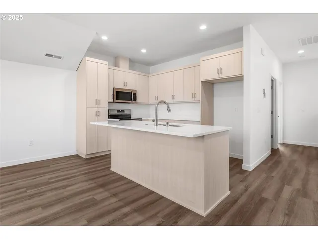 $439,900 | 5107 Northeast 113th Street, Vancouver, WA 98686