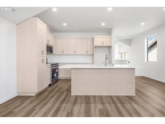 $439,900 | 5107 Northeast 113th Street, Vancouver, WA 98686