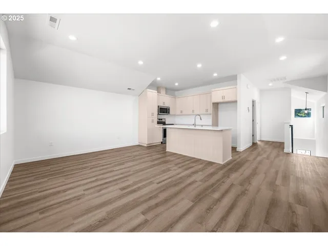 $439,900 | 5107 Northeast 113th Street, Vancouver, WA 98686