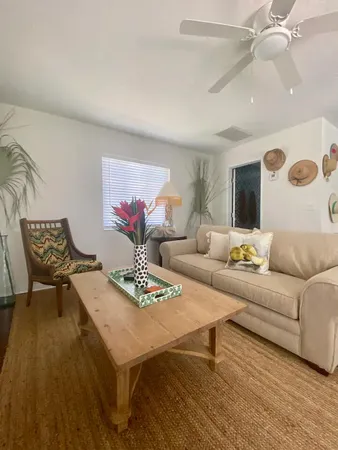 $2,475 | 607 North L Street, Unit 2, Lake Worth Beach, FL 33460