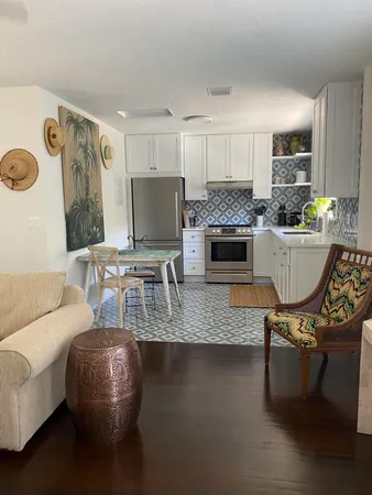 $2,475 | 607 North L Street, Unit 2, Lake Worth Beach, FL 33460