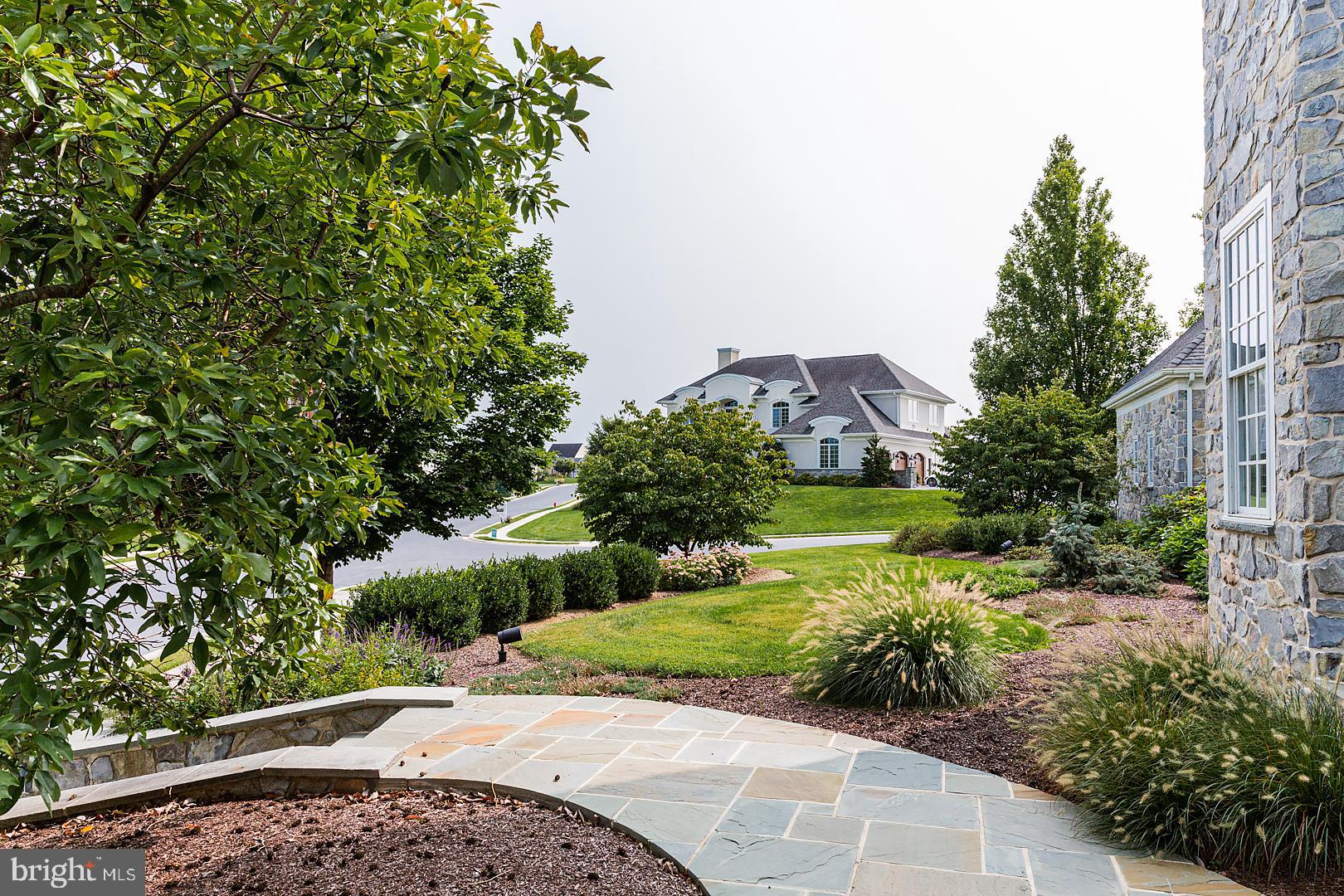 356 Millpond Drive Lititz, PA 17543 - Photo 9 of 114