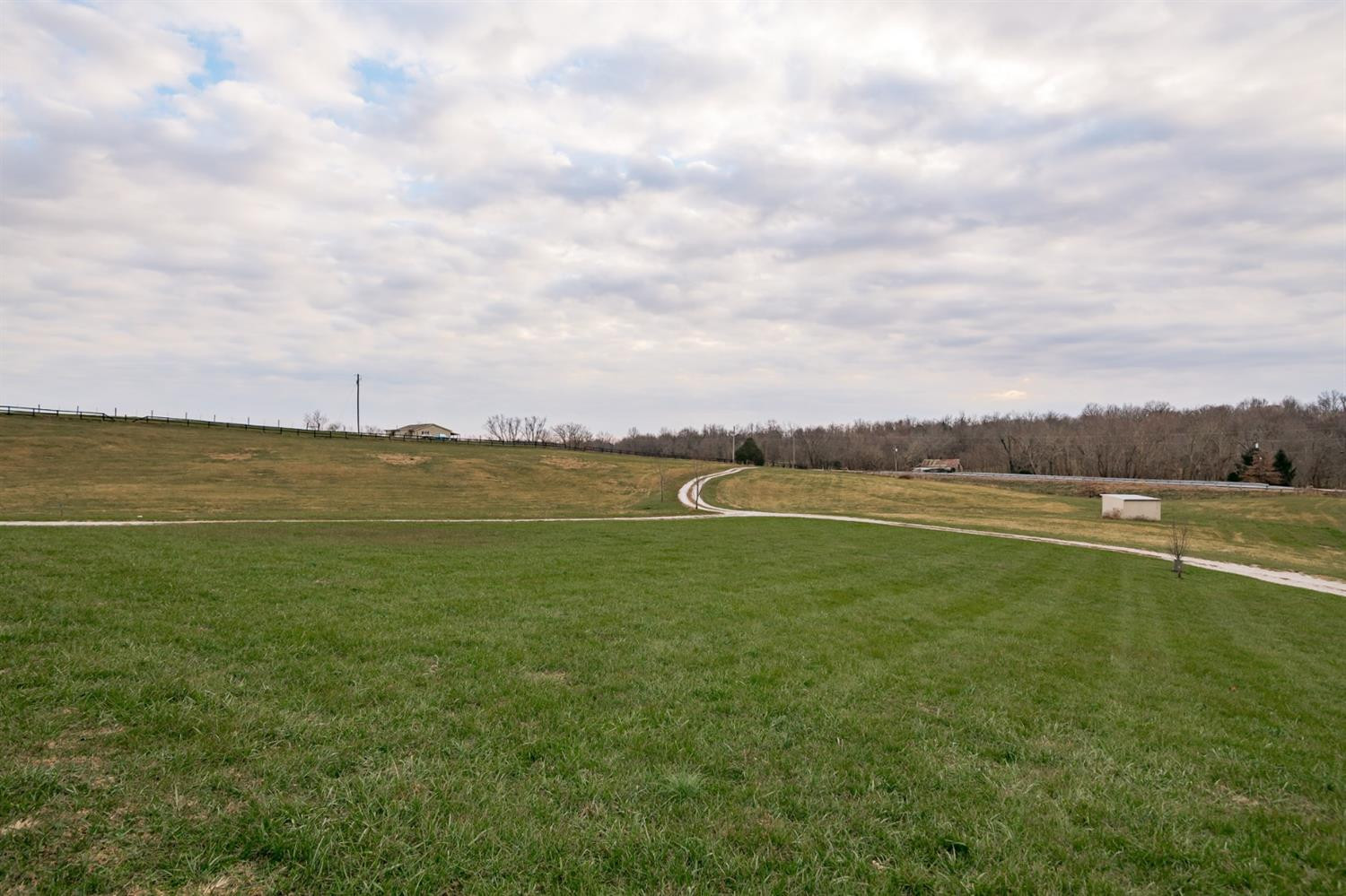 1717 Cedar Road Stamping Ground, KY 40379 - Photo 38 of 53 Listing Photo