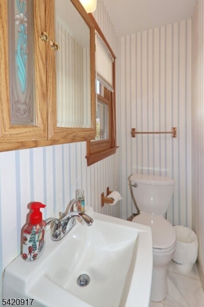 130 Warrenville Road Green Brook, NJ 08812 - Photo 12 of 37