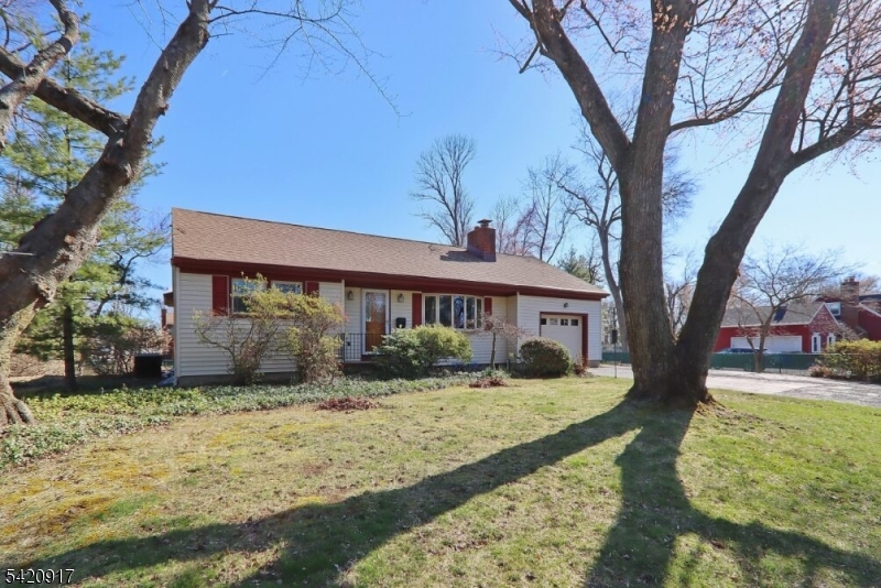 130 Warrenville Road Green Brook, NJ 08812 - Photo 13 of 37