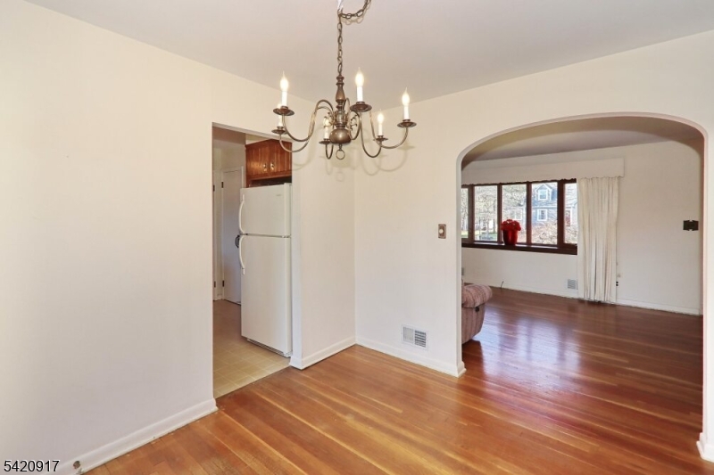 130 Warrenville Road Green Brook, NJ 08812 - Photo 2 of 37