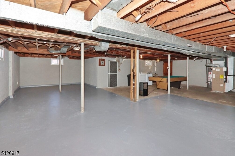 130 Warrenville Road Green Brook, NJ 08812 - Photo 21 of 37