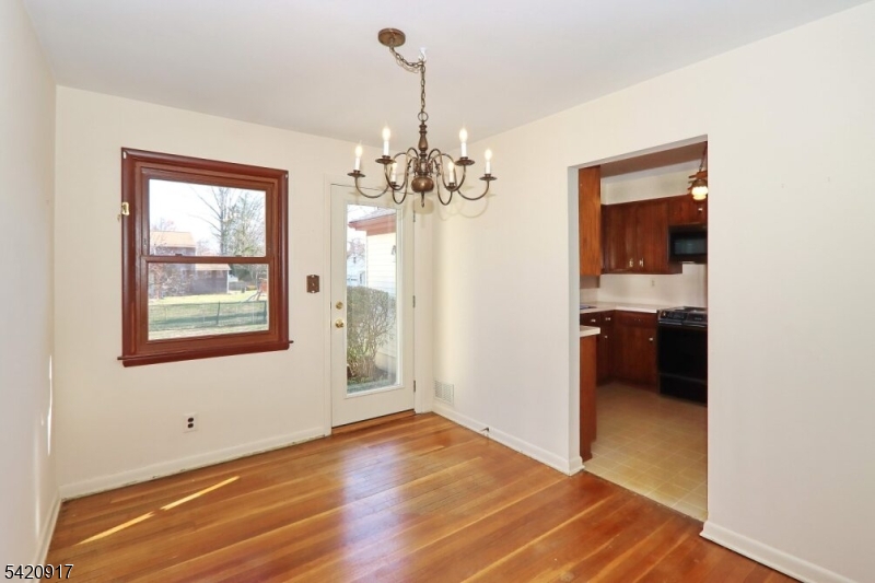 130 Warrenville Road Green Brook, NJ 08812 - Photo 35 of 37