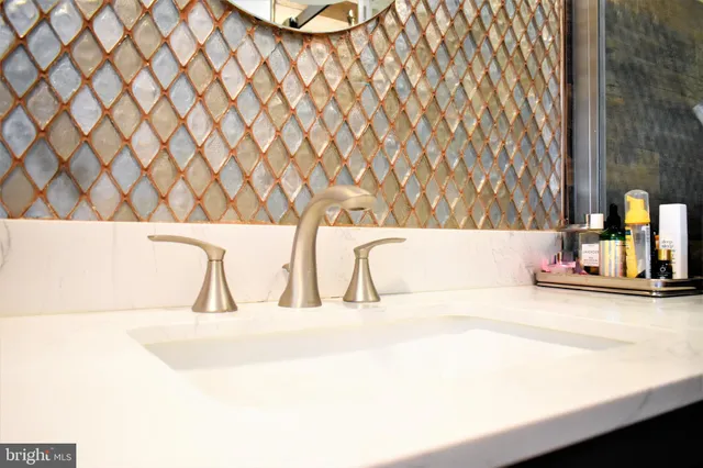 $670,000 | 6 Morningside Drive, Pennington, NJ 08534