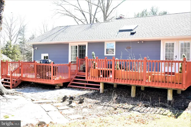 $670,000 | 6 Morningside Drive, Pennington, NJ 08534