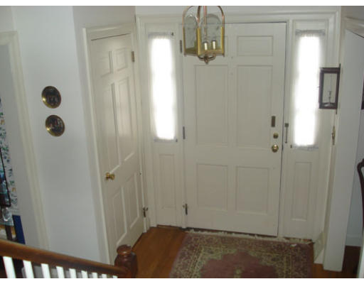 78 Old Coach Road Sudbury, MA 01776 - Photo 12 of 16 Gallery Image 12