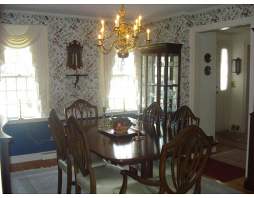 78 Old Coach Road Sudbury, MA 01776 - Photo 3 of 16 Gallery Image 3