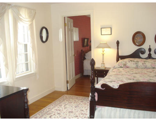 78 Old Coach Road Sudbury, MA 01776 - Photo 8 of 16 Gallery Image 8