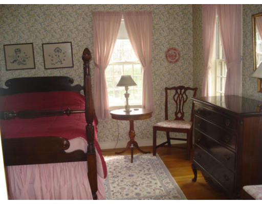 78 Old Coach Road Sudbury, MA 01776 - Photo 10 of 16 Gallery Image 10
