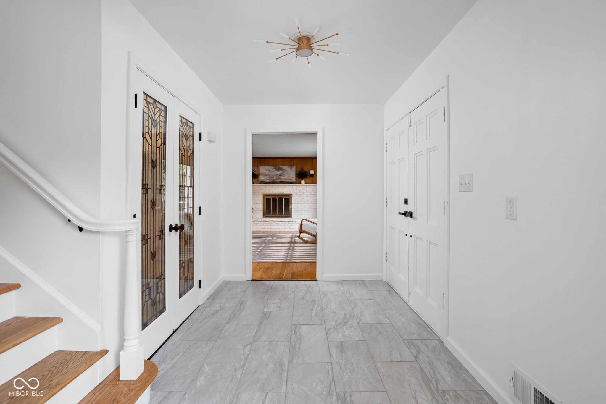 5250 Roland Drive Indianapolis, IN 46228 - Photo 5 of 50