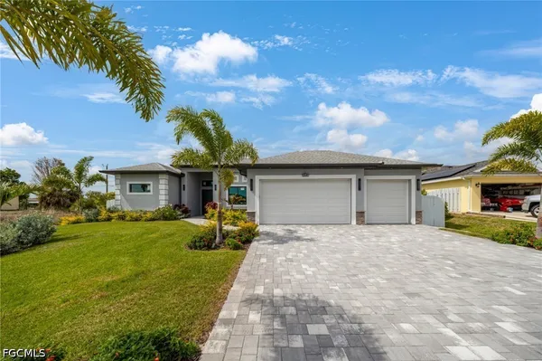 $560,000 | 419 Northwest 4th Terrace, Cape Coral, FL 33993
