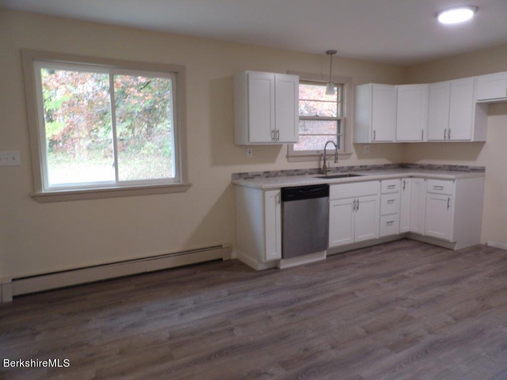 263 Barker Road Pittsfield, MA 01201 - Photo 11 of 24 100_1227