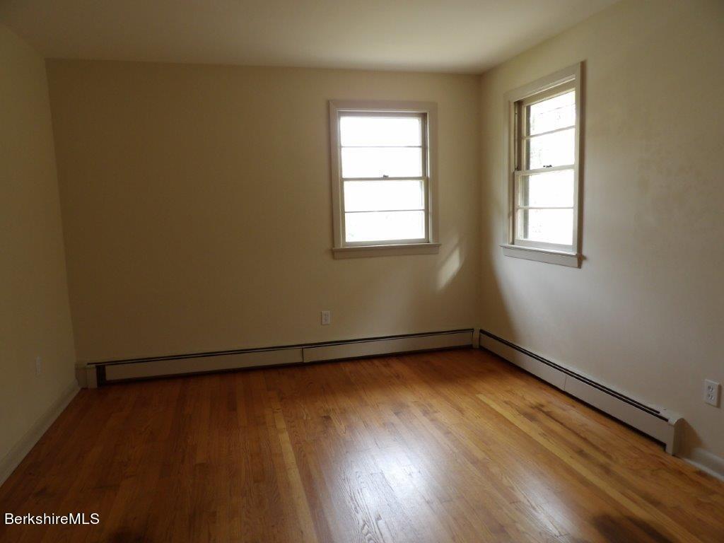 263 Barker Road Pittsfield, MA 01201 - Photo 15 of 24 100_1233