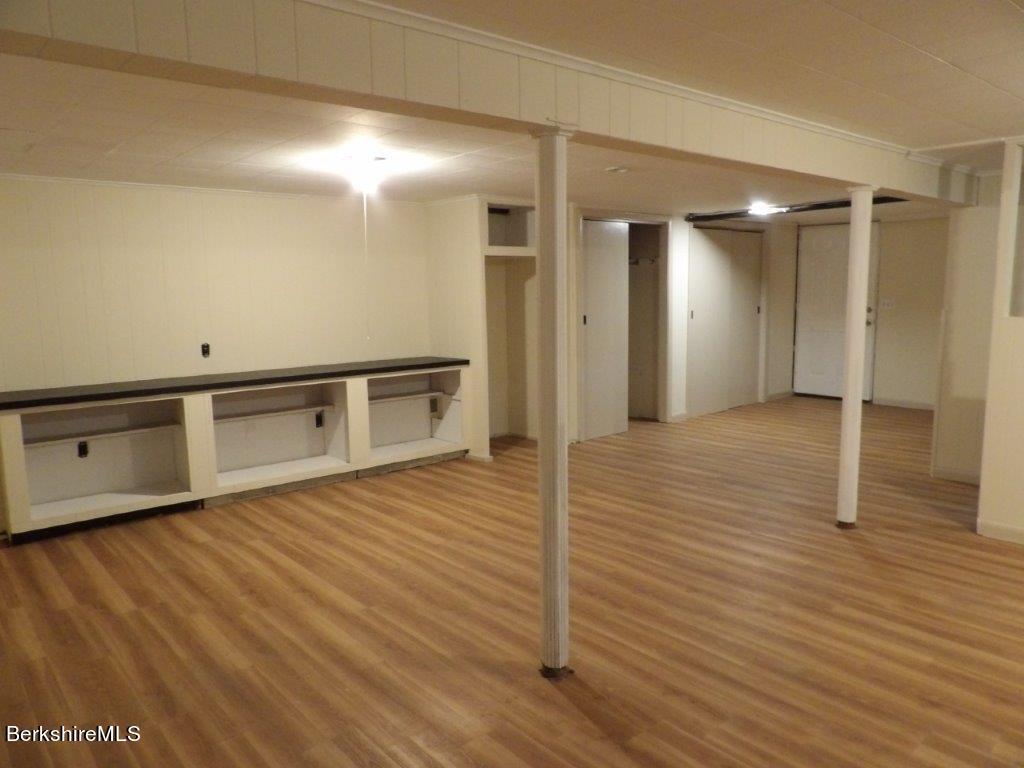 263 Barker Road Pittsfield, MA 01201 - Photo 18 of 24 100_1236