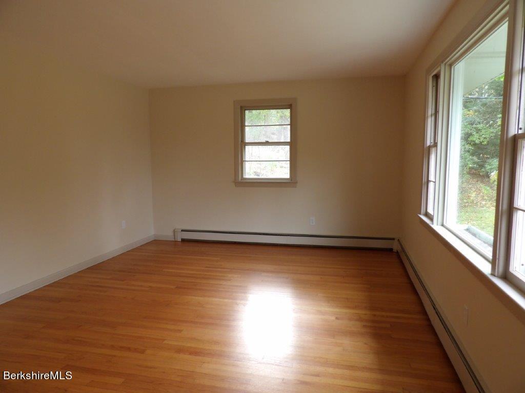 263 Barker Road Pittsfield, MA 01201 - Photo 7 of 24 100_1223