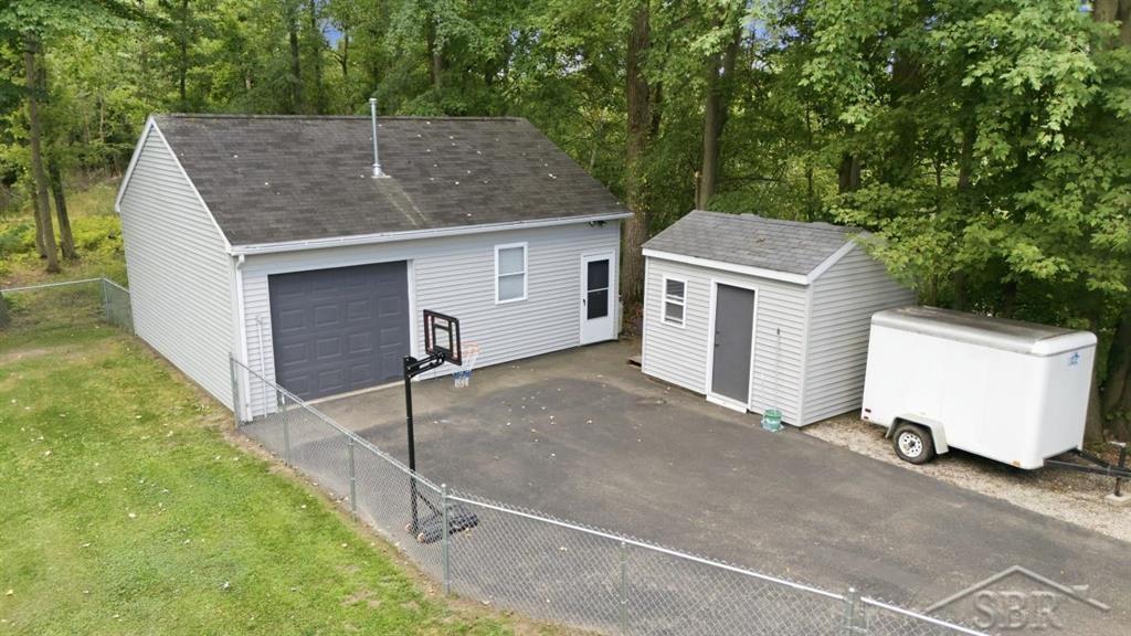13245 Dempsey Road St. Charles, MI 48655 - Photo 7 of 51 Gallery Image 7