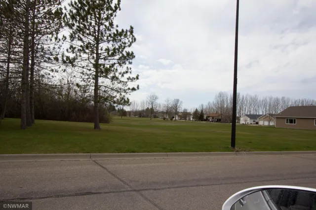 $26,500 | 301 Sherwood Avenue North, Thief River Falls, MN 56701