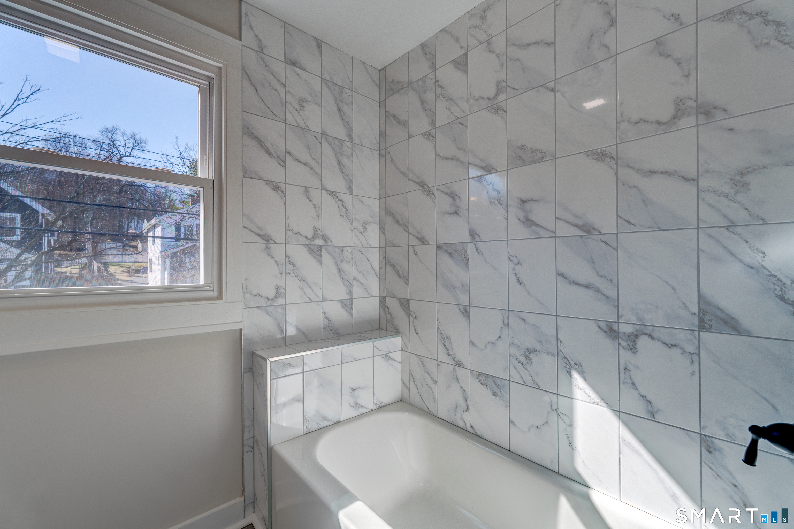 209 Augur Street Hamden, CT 06517 - Photo 11 of 21