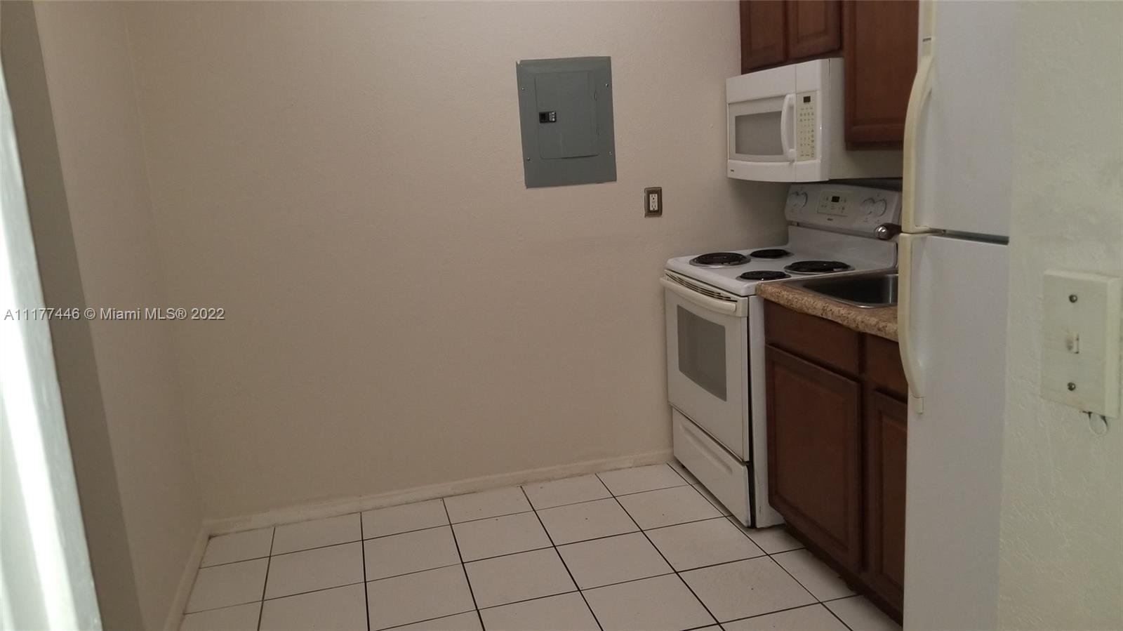3408 Spring Street Pompano Beach, FL 33062 - Photo 18 of 18 Gallery Image 18