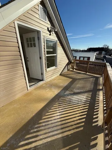 $2,200 | 545 Lexington Avenue, Unit 2, Clifton, NJ 07011