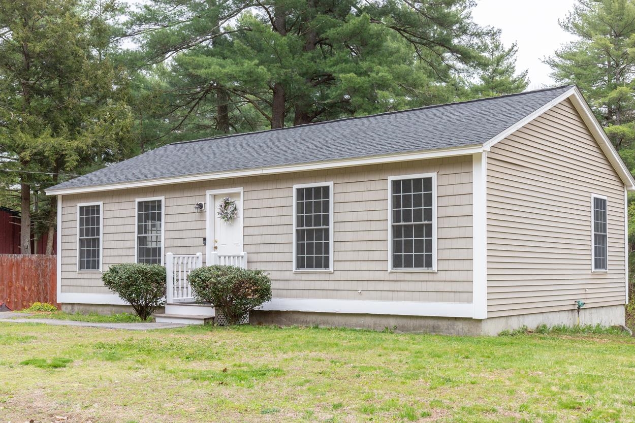 815 Bachelder Road Pembroke, NH 03275 - Photo 3 of 50