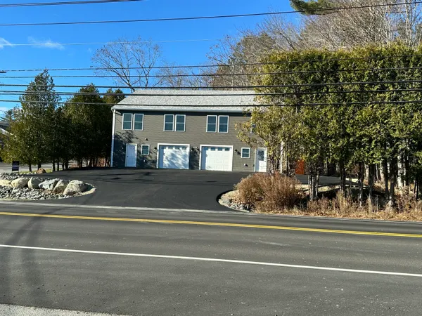 $689,900 | 135 Surry Road, Unit 1 & 2, Ellsworth, ME 04605