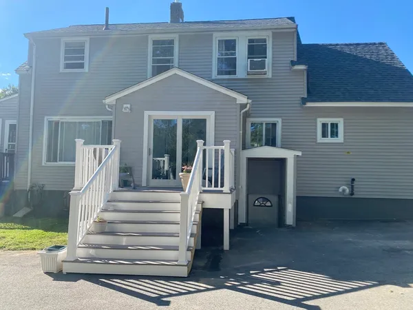 $639,900 | 90 Lowell Avenue, Haverhill, MA 01832