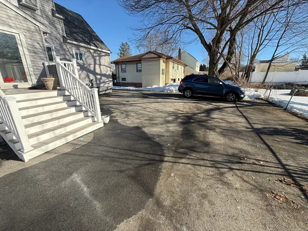 $639,900 | 90 Lowell Avenue, Haverhill, MA 01832